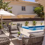 Malama * Paralimni