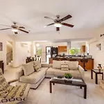 Villa Malama *