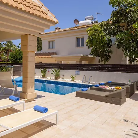 Malama Villa Paralimni