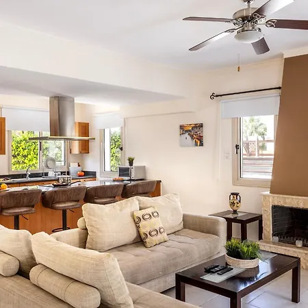 Malama Villa Paralímni