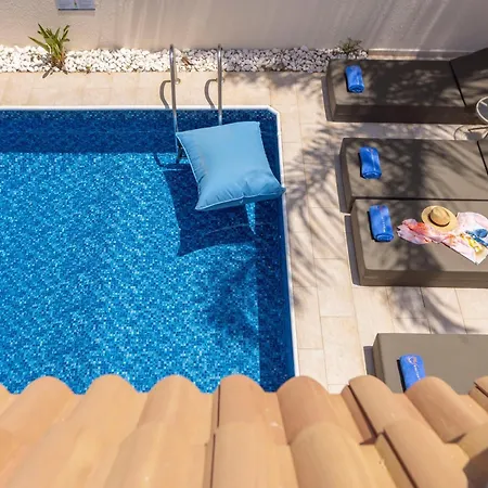Malama Villa