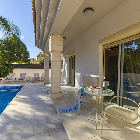 Malama Villa *