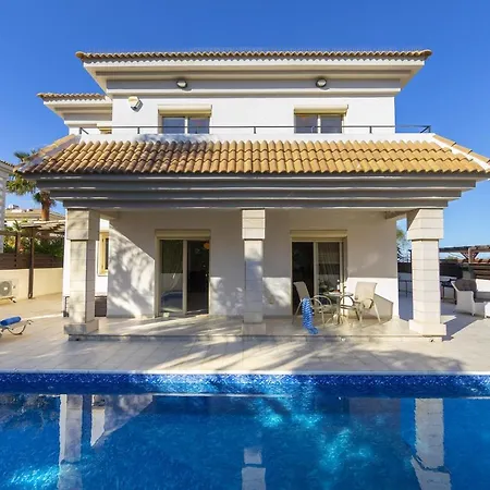 Malama Villa Paralímni